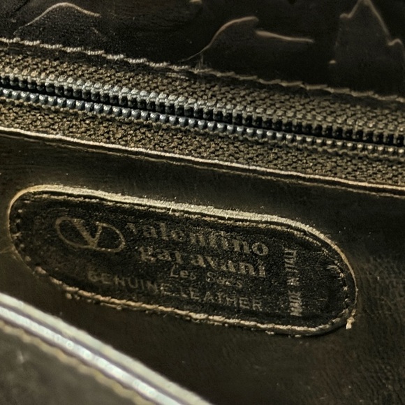 Valentino Black Embossed Women's Bag - Picture 7 of 9